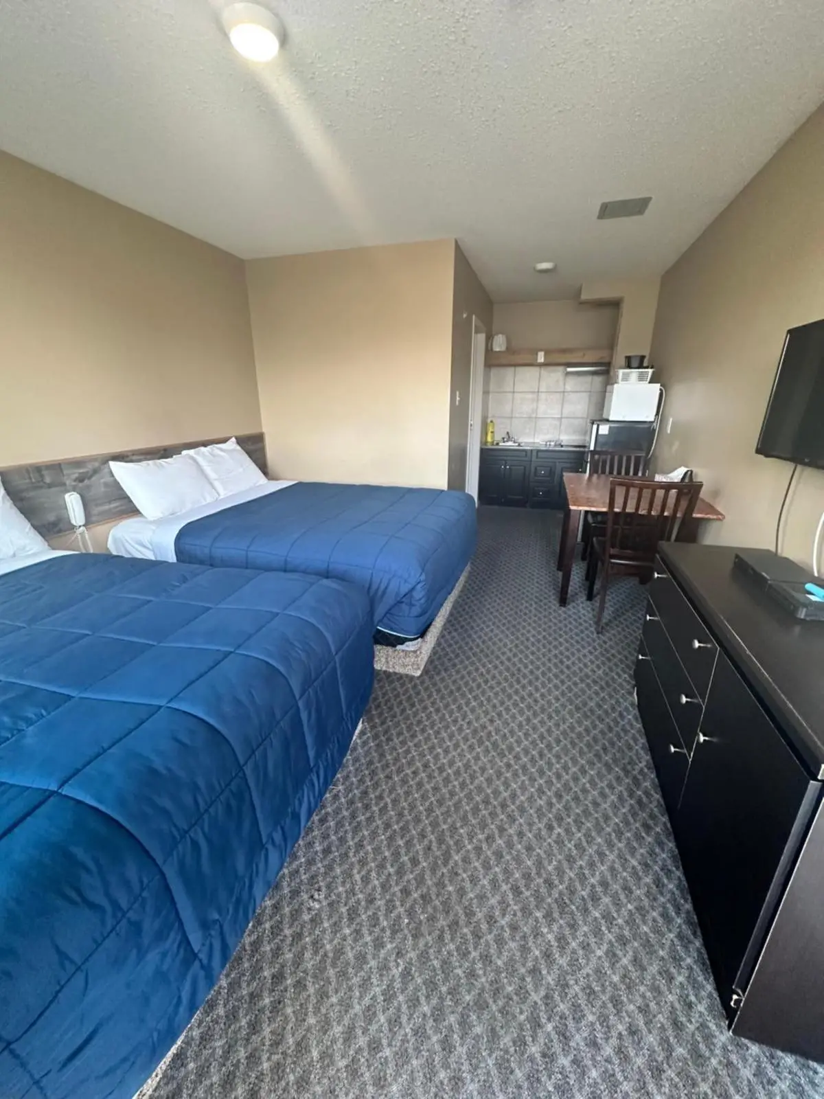 Voyageur Motel Main image