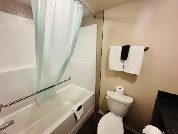 Voyageur Motel 6